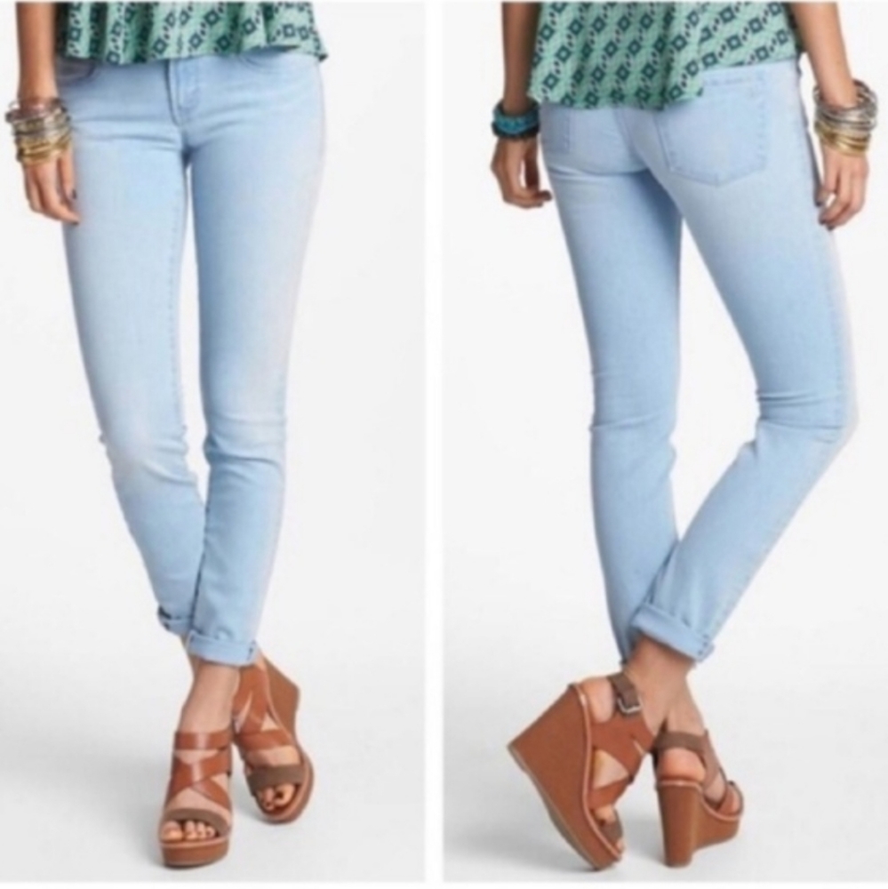 Articles of Society Light Wash Skinny Jeans